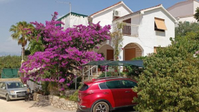 Apartments with a parking space Sutivan, Brac - 21426